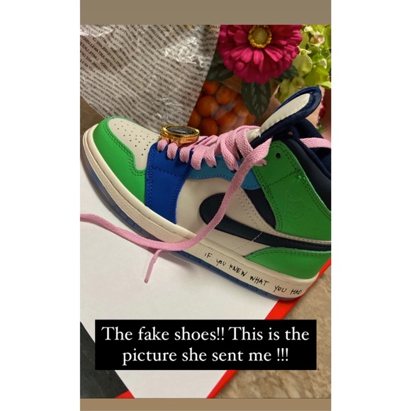 DO NOT BUY FROM THIS POSHER !! - Picture 8 of 11